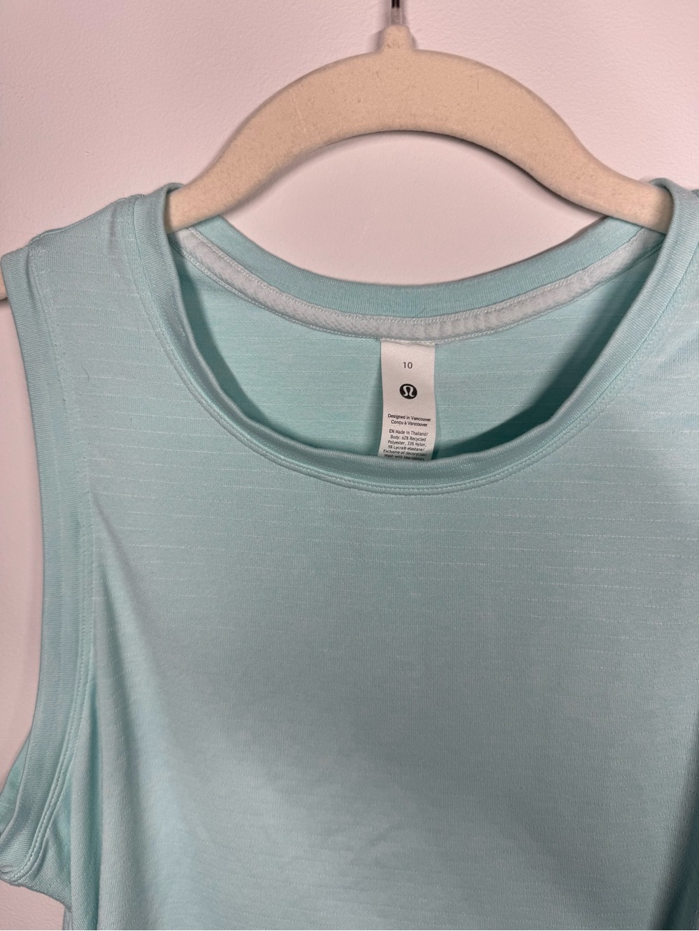Lululemon License to Train Tight-Fit Tank Top - Picture 2 of 4